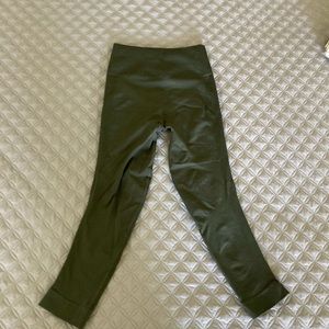 Lululemon crop size 4 (I think)